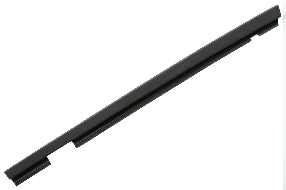 GM Genuine Parts Passenger Side Quarter Window Outer Belt Sealing Strip