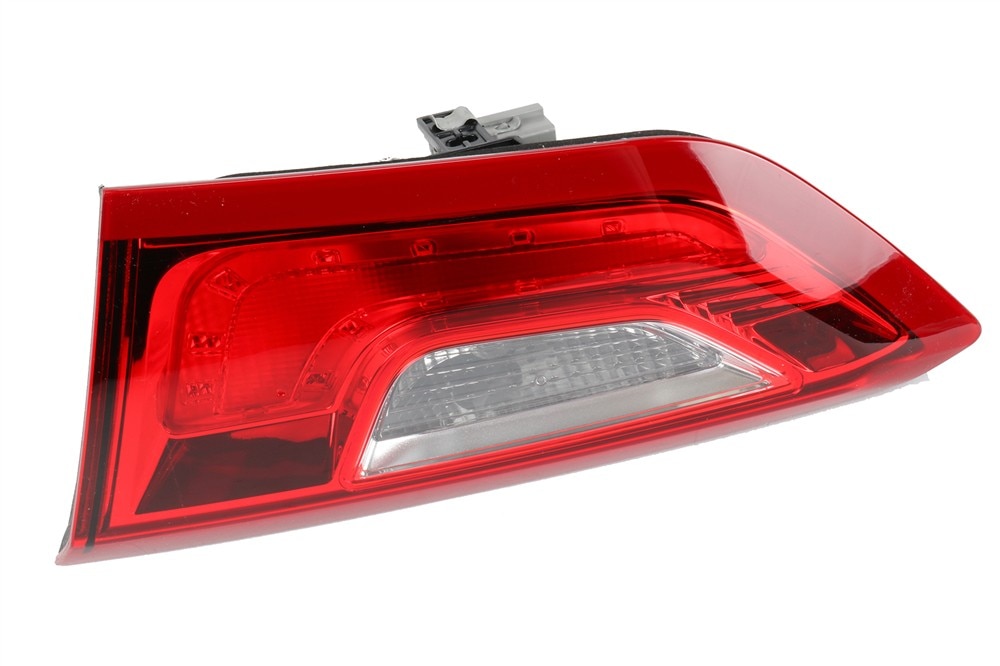 GM Genuine Parts Rear Passenger Side Combination Lamp