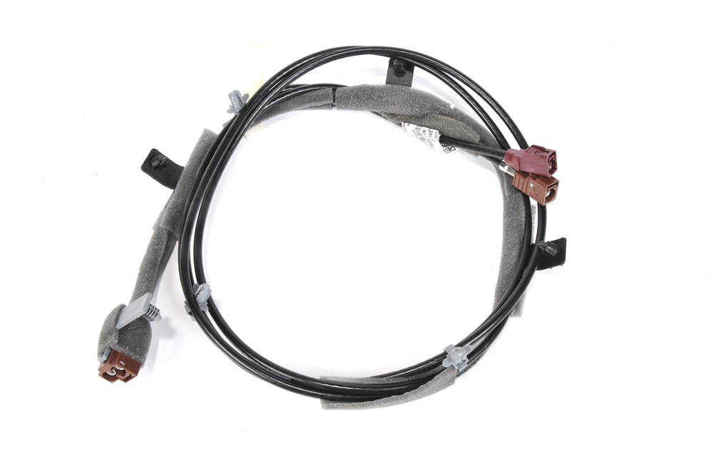 GM Genuine Parts Mobile Telephone and GPS Navigation Antenna Cable