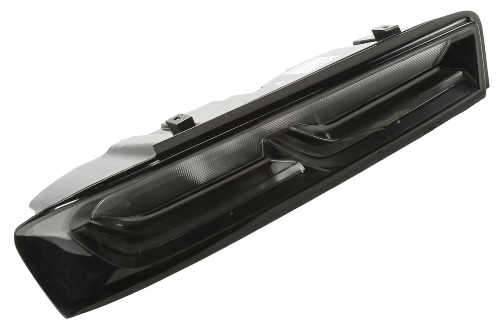GM Genuine Parts Incandescent Driver Side Tail Lamp Assembly