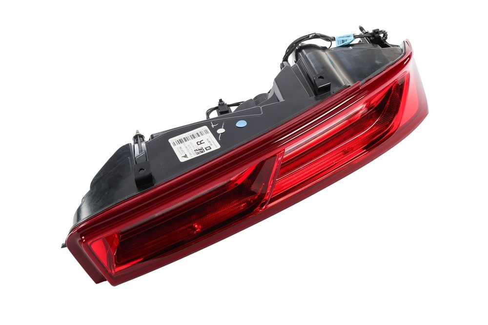 GM Genuine Parts Passenger Side Stop Lamp