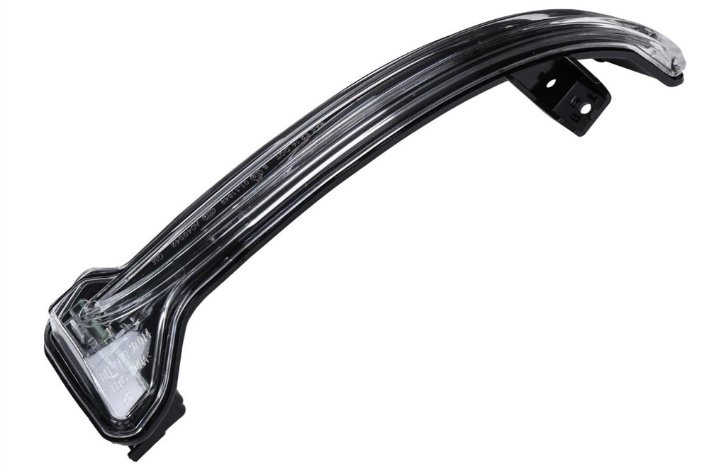 GM Genuine Parts Passenger Side Outside Rearview Mirror Turn Signal Lamp