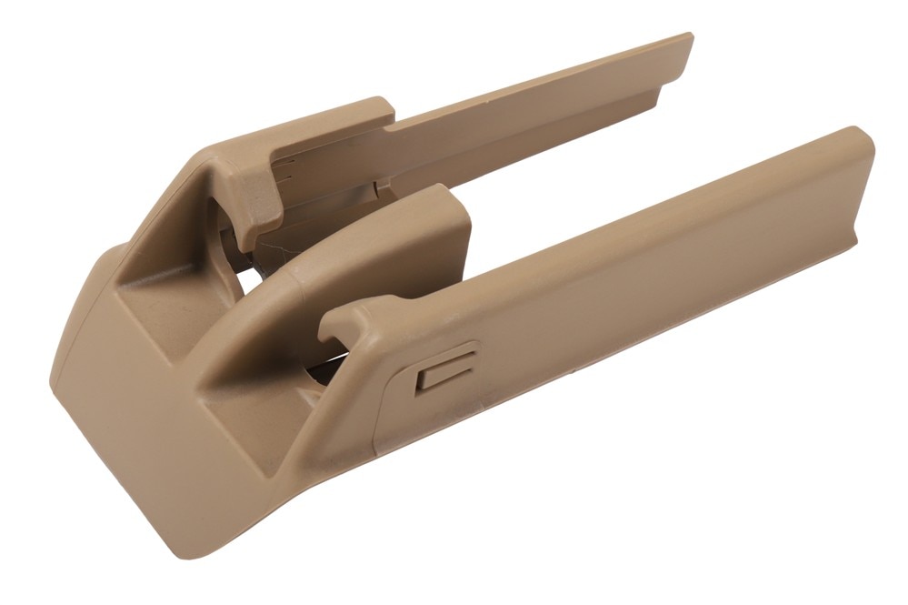 GM Genuine Parts Maple Sugar Front Passenger Side Seat Inner Adjuster Front Finish Cover