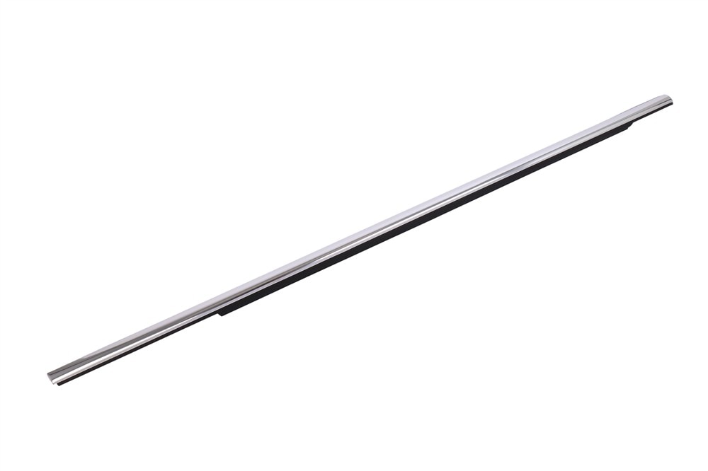GM Genuine Parts Front Passenger Side Door Window Belt Reveal Molding