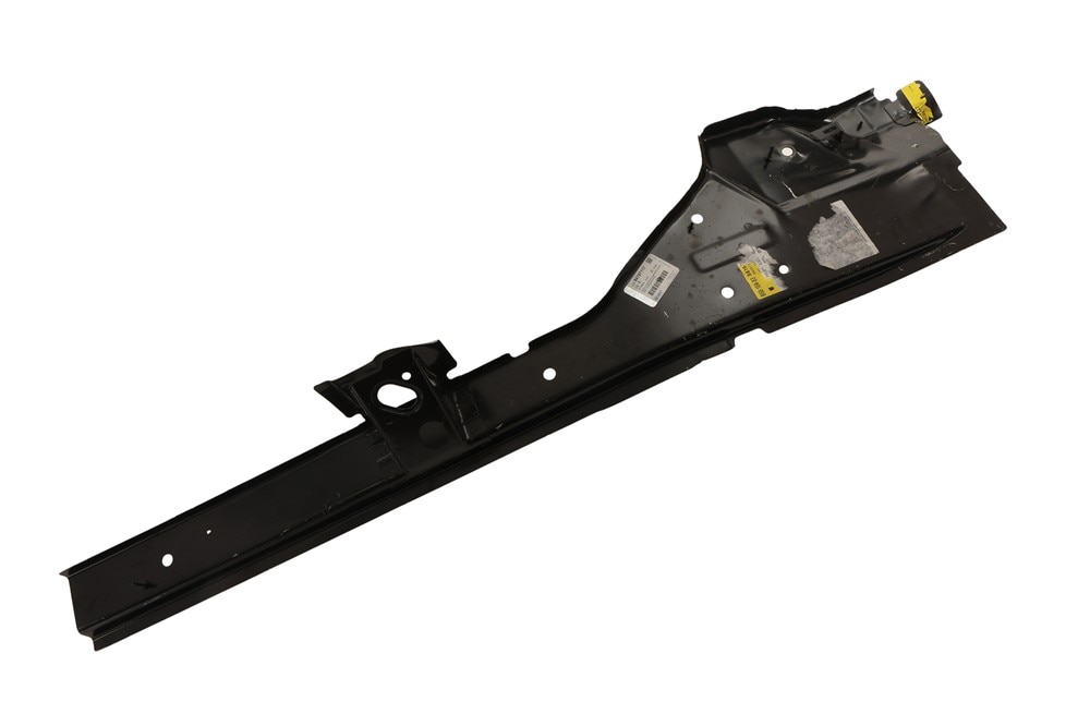 GM Genuine Parts Driver Side Rear Compartment Panel Longitudinal Rail