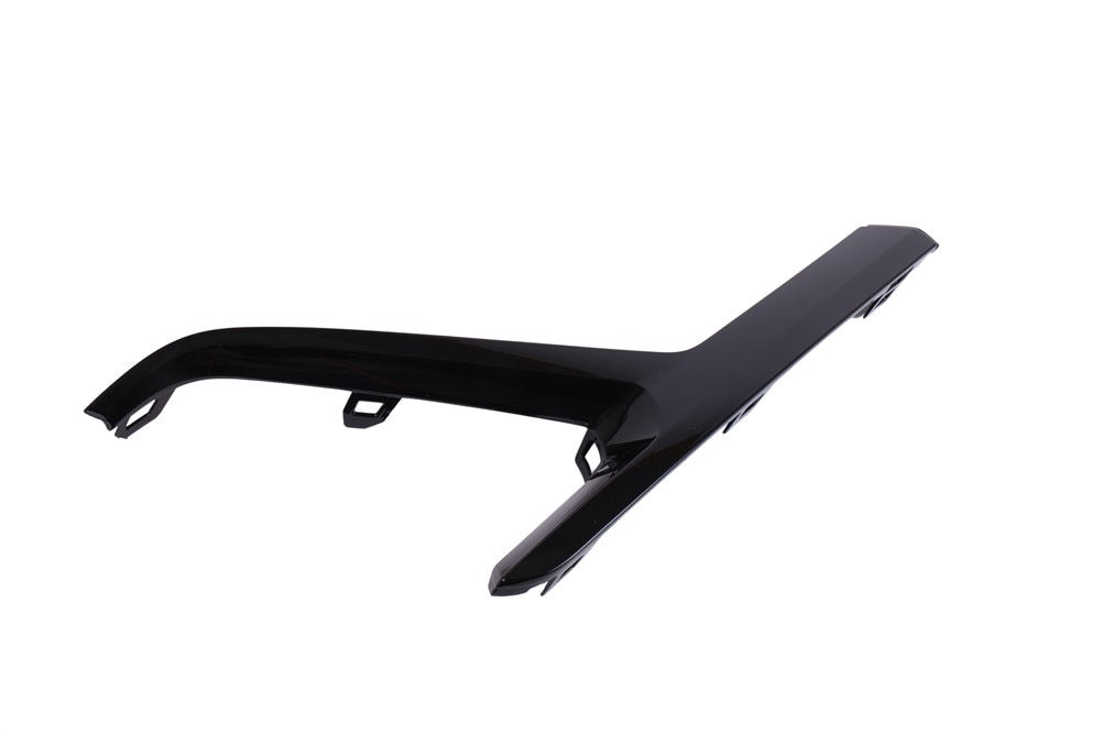 GM Genuine Parts Black Front Passenger Side Bumper Fascia Outer Molding