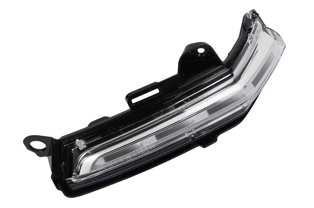 GM Genuine Parts Driver Side Door Mirror Turn Signal Lamp