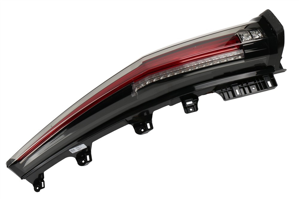 GM Genuine Parts Rear Passenger Side Body Structure Stop Lamp