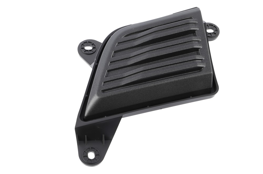 GM Genuine Parts Black Front Passenger Side Fog Lamp Opening Cover
