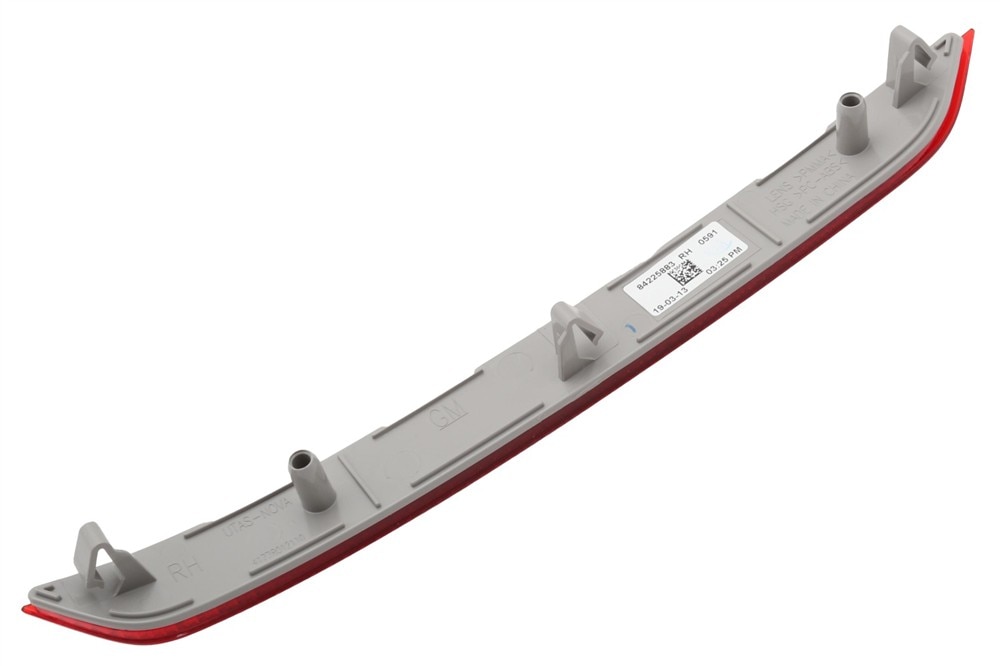 GM Genuine Parts Rear Passenger Side Fascia Lower Signal Lamp