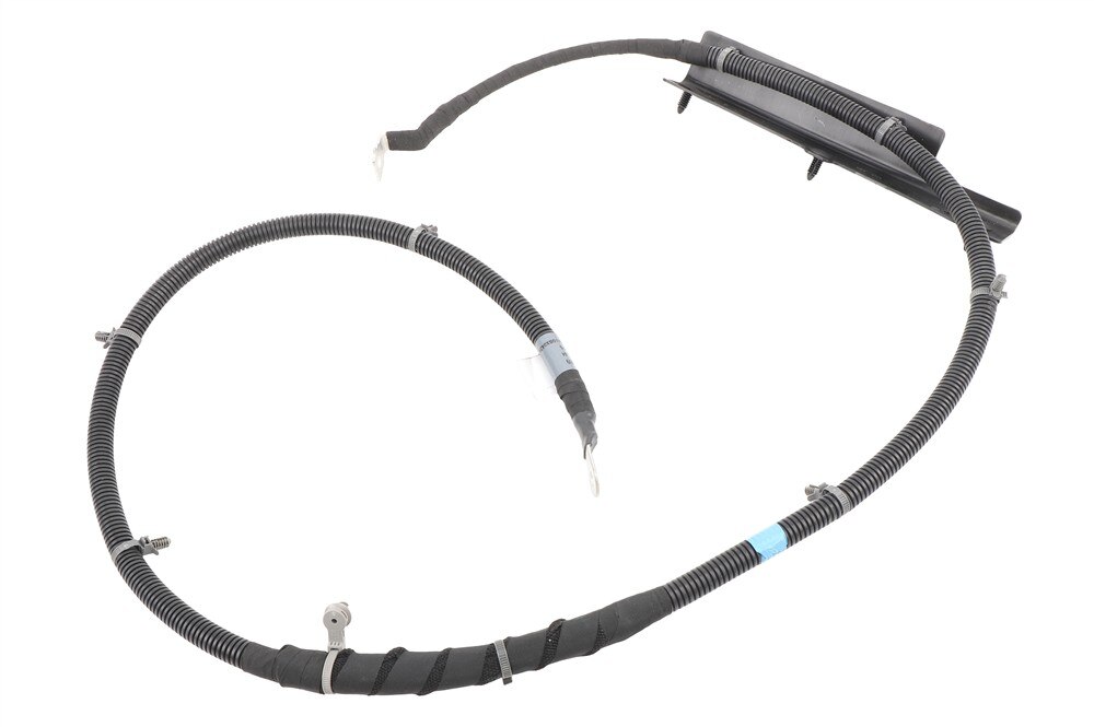 GM Genuine Parts Auxiliary Alternator Battery Jumper Cable