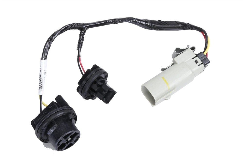 GM Genuine Parts Rear Body Structure Stop Lamp Socket