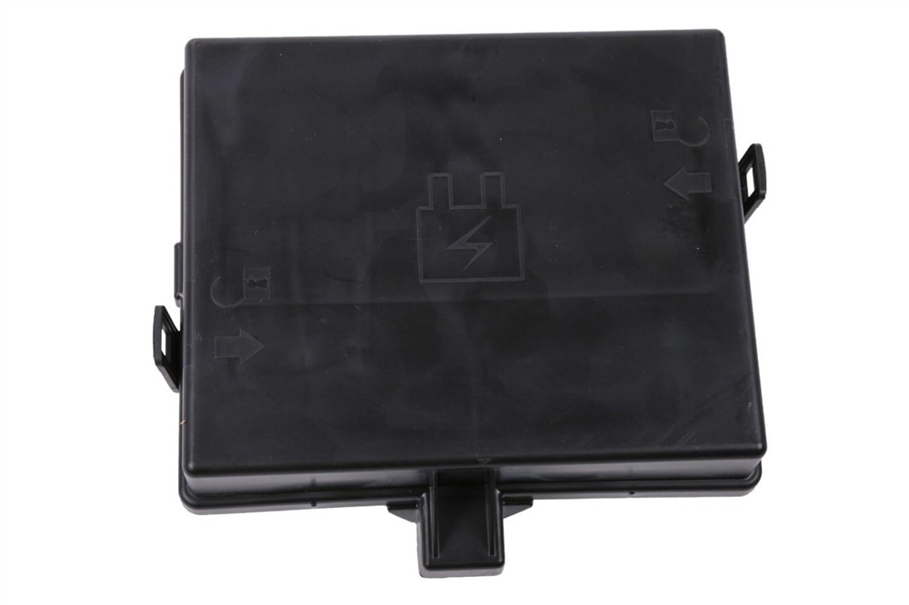 GM Genuine Parts Body and Instrument Panel Wiring Harness Junction Block Cover