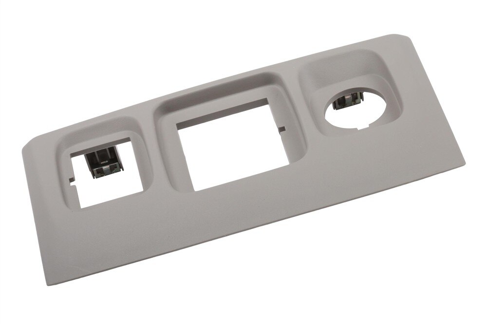 GM Genuine Parts Platinum USB Receptacle Bezel