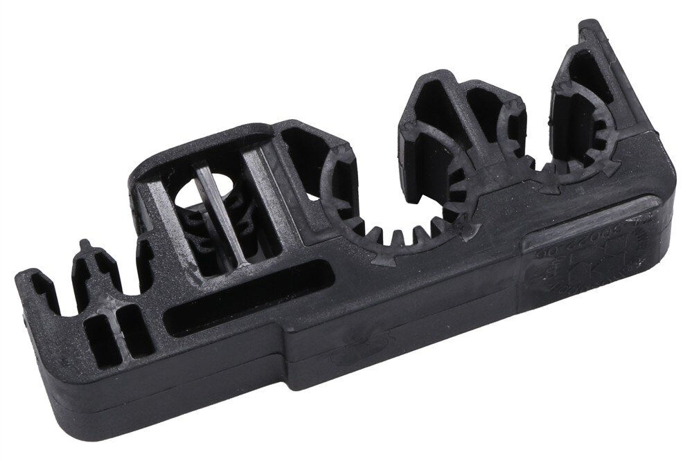 GM Genuine Parts Brake, Fuel Feed, Fuel Return, and Evaporative Emission Pipe Retainer