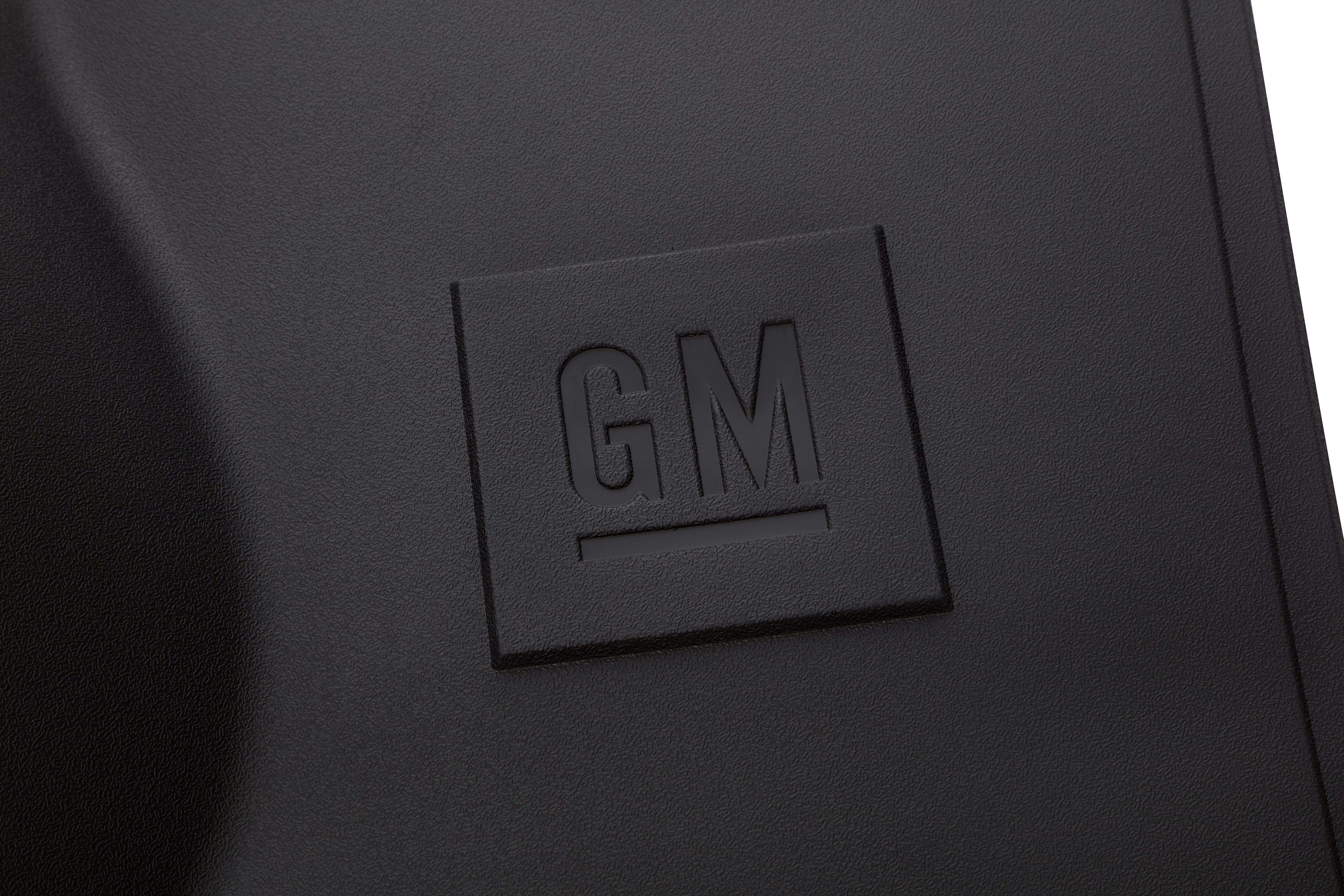 GMC First-Row All-Weather Floor Mats in Black with GM Logo