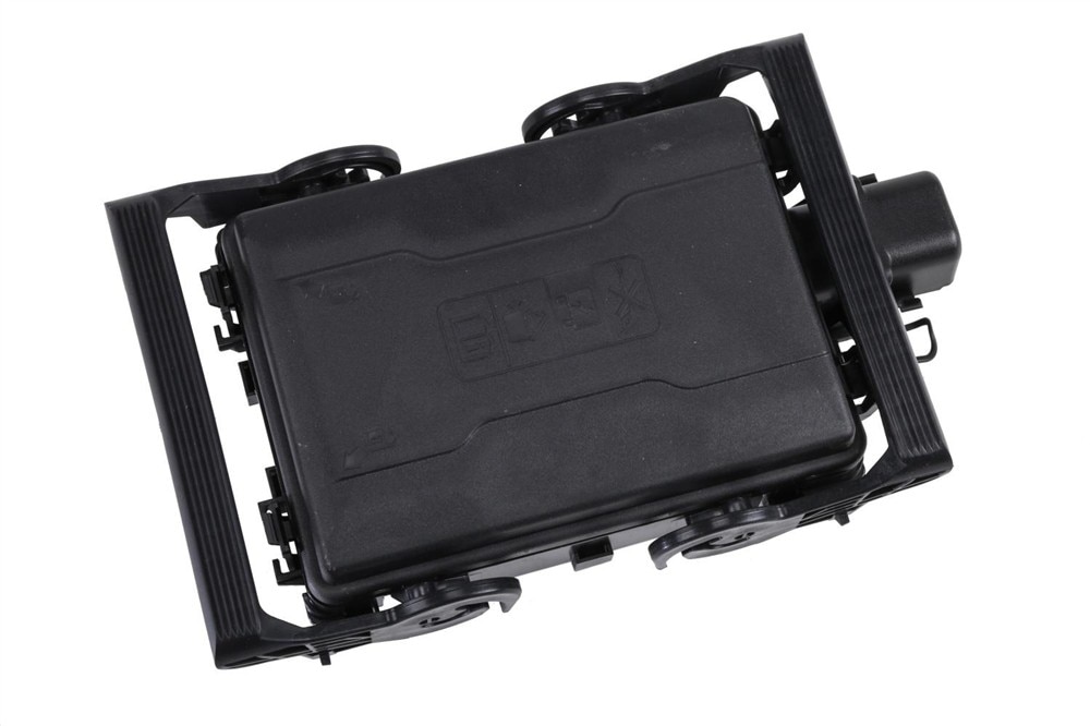 GM Genuine Parts Engine Wiring Harness Junction Block