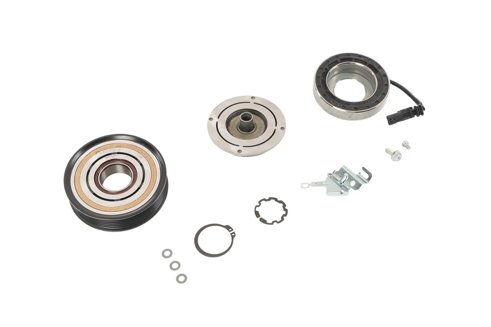 GM Genuine Parts Air Conditioning Compressor Clutch Kit with Clutch, Coil, Pulley, Shims, Rings, Bracket, and Bolt