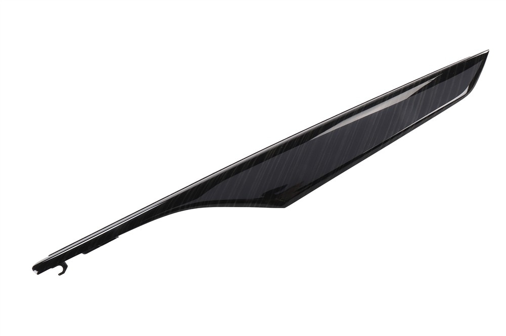 GM Genuine Parts Matrix Passenger Side Door Trim Panel Applique