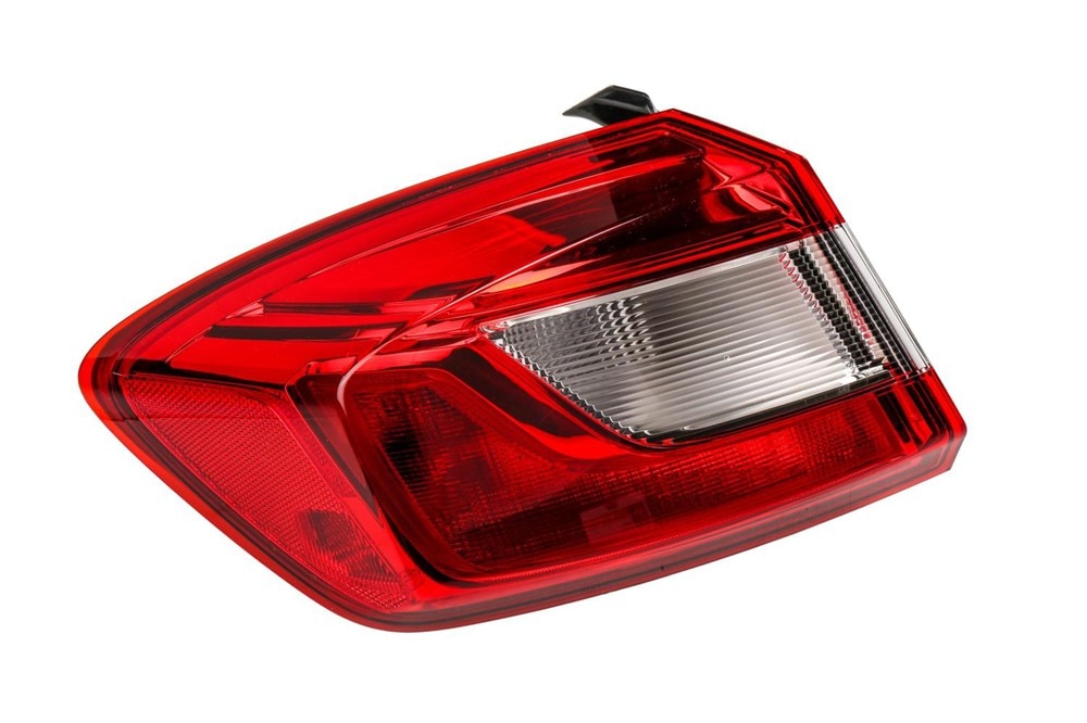 GM Genuine Parts Passenger Side Tail Light Assembly