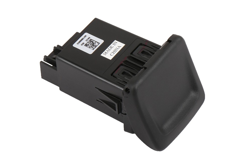 GM Genuine Parts Jet Black Audio Player and USB Receptacle