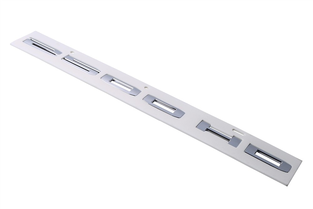 GM Genuine Parts Chrome Front Side Door Weight Class Name Plate