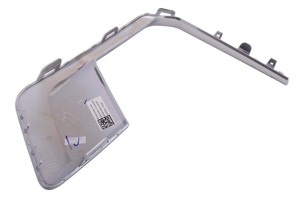 GM Genuine Parts Galvano Silver Front Driver Side Fog Lamp Bezel Insert