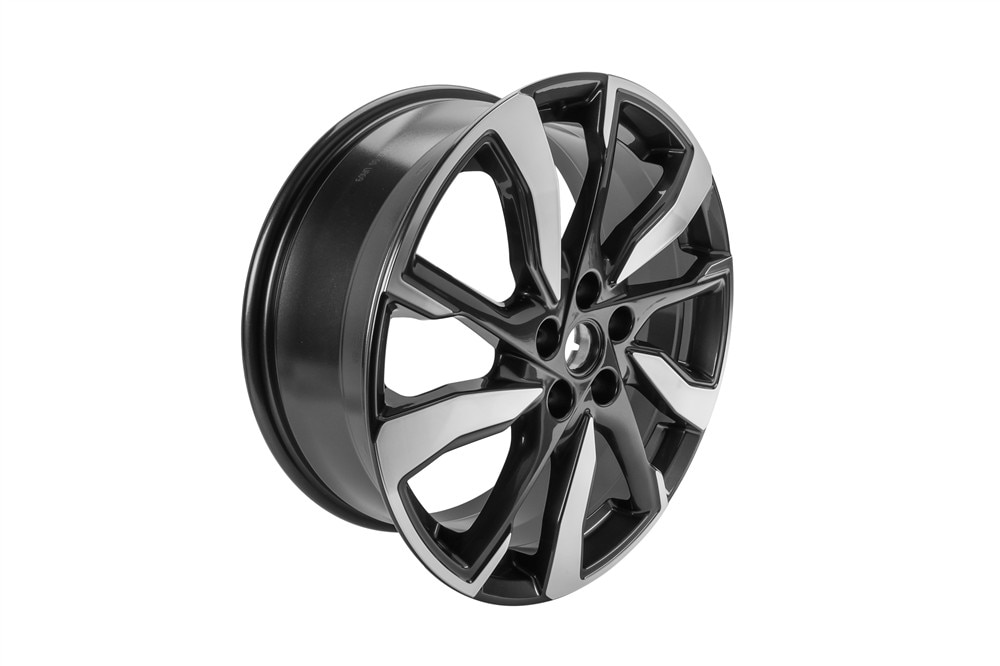 GM Genuine Parts 19x7.5in Aluminum Front and Rear Wheel