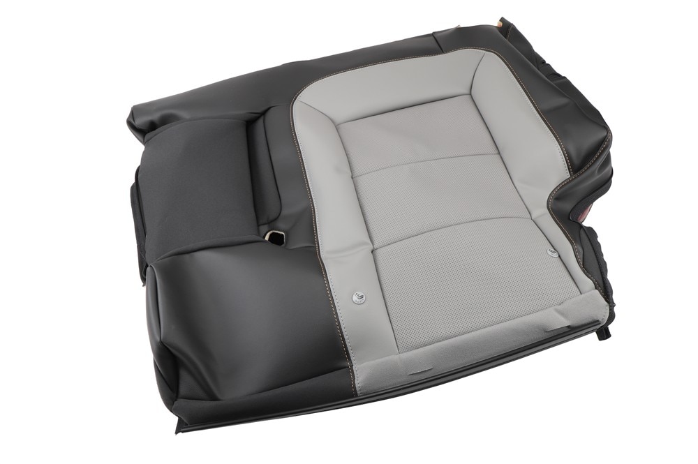GM Genuine Parts Medium Ash Gray Passenger Side Seat Cover