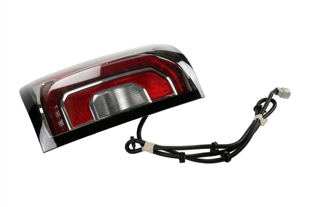 GM Genuine Parts Rear Passenger Side Body Structure Stop Lamp