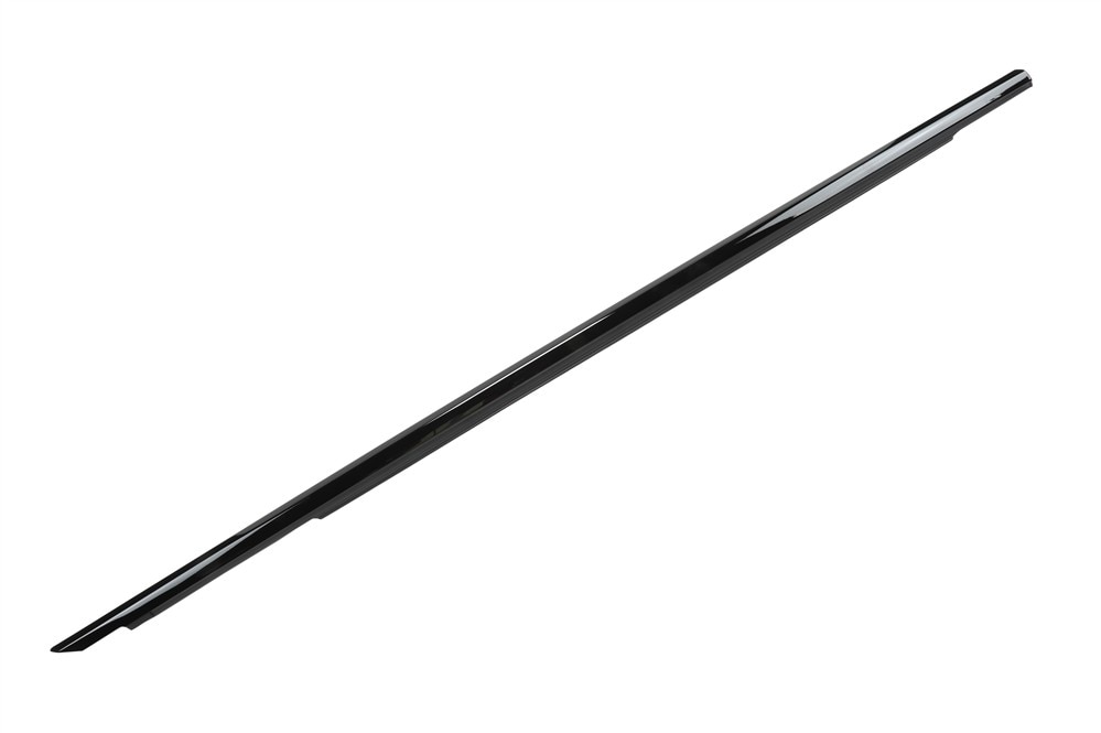 GM Genuine Parts Black Front Passenger Side Door Window Belt Reveal Molding