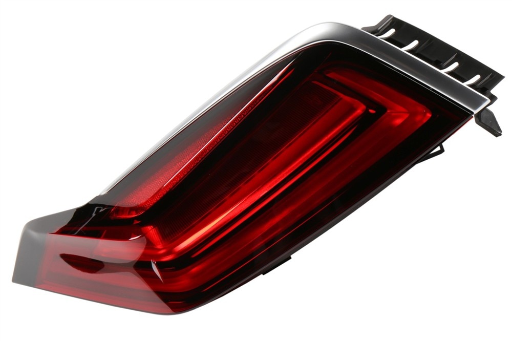 GM Genuine Parts Rear Passenger Side Body Structure Stop Lamp