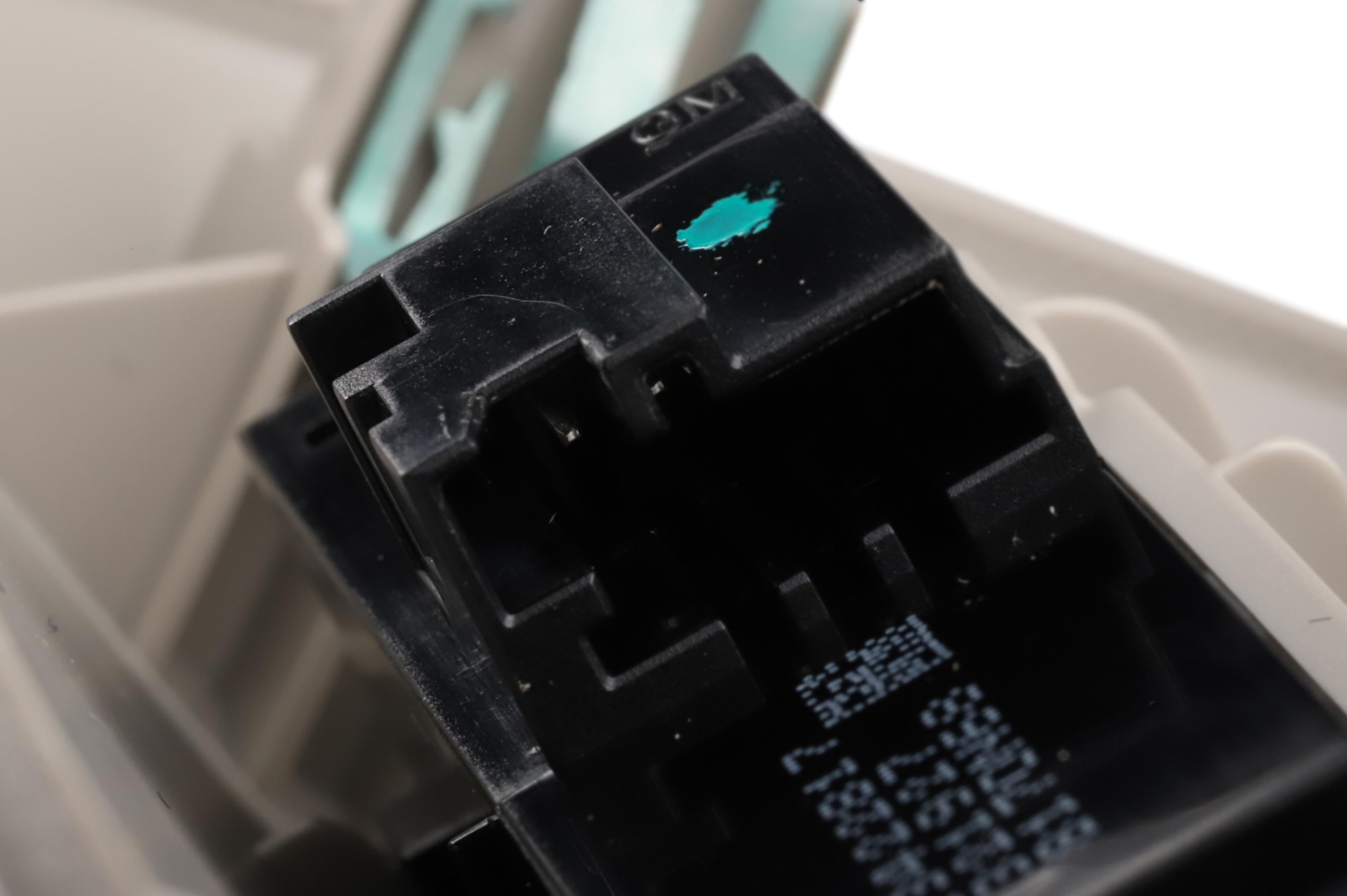 Buick GM Genuine Parts Light Opel Gray Roof Console