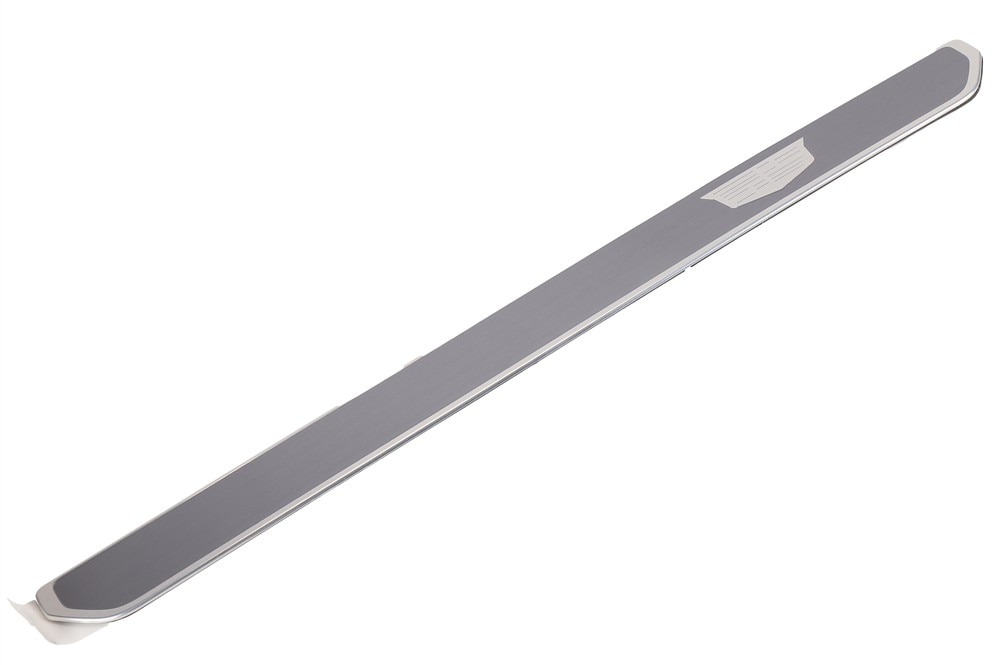 GM Genuine Parts Front Driver Side Door Sill Trim Plate