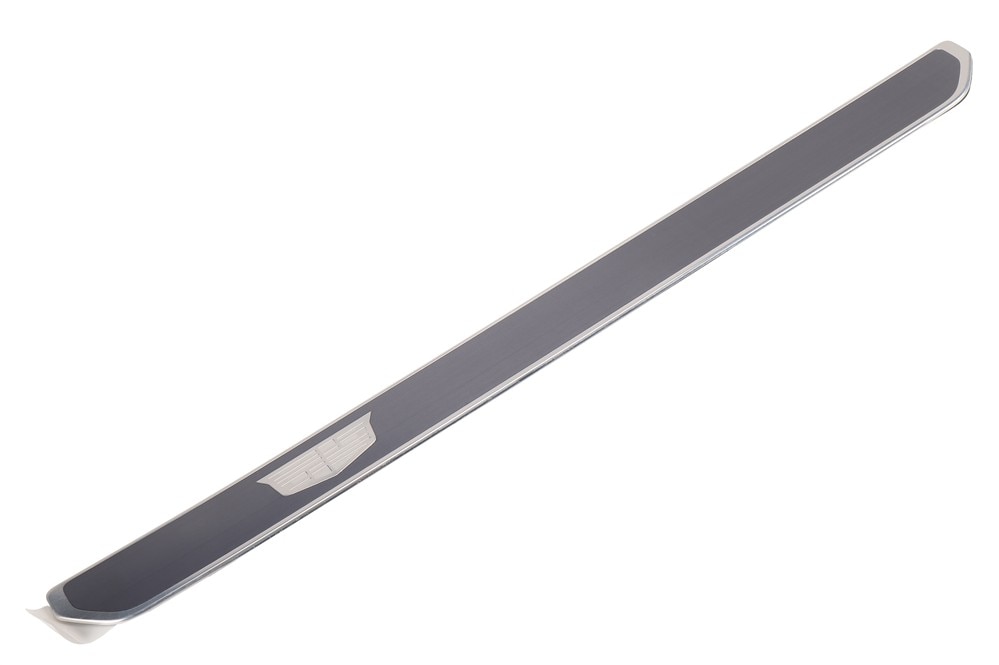 GM Genuine Parts Front Passenger Side Door Sill Trim Plate