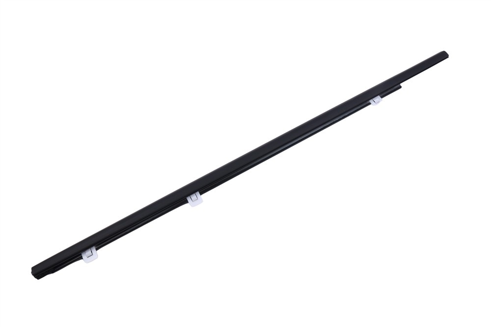 GM Genuine Parts Front Driver Side Door Window Belt Reveal Molding