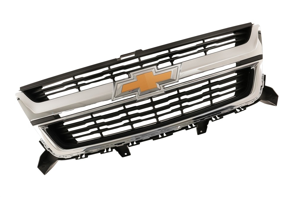 GM Genuine Parts Bright Chrome Front Grille