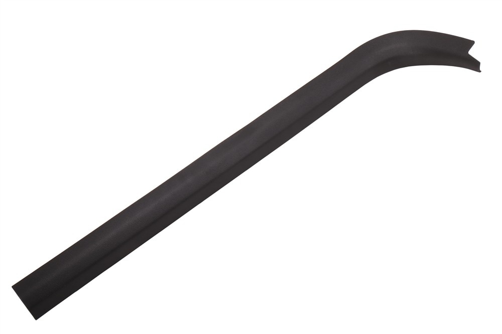 GM Genuine Parts Black Passenger Side Door Sill Garnish Molding