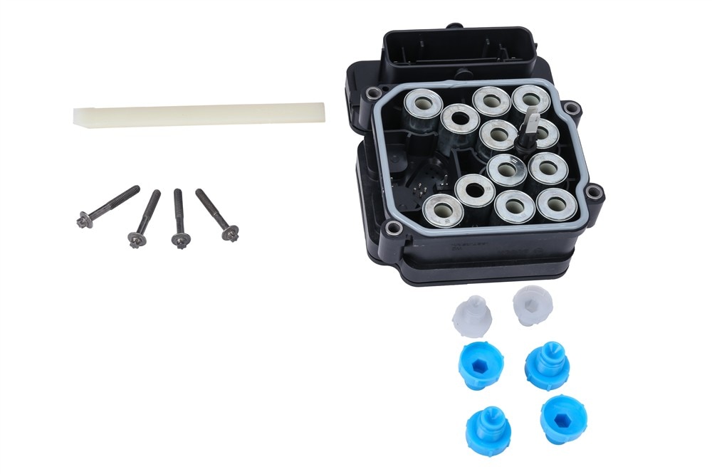 GM Genuine Parts Electronic Brake Control Module with Bolts (Programming Required)