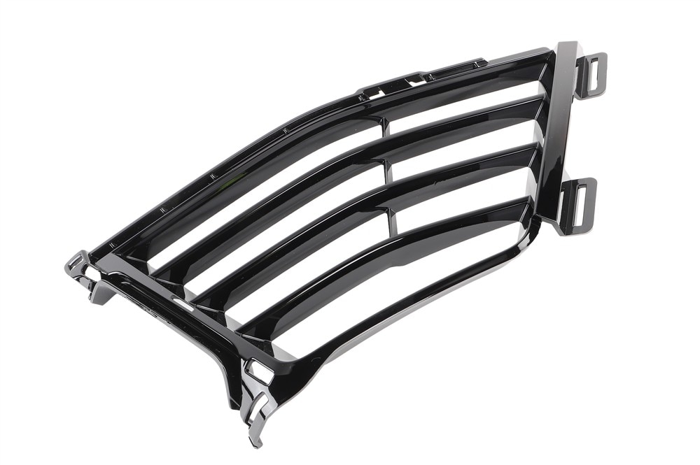 GM Genuine Parts Front Passenger Side Bumper Fascia Molding