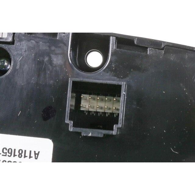 GM Genuine Parts Jet Black Heating and Air Conditioning Control Panel