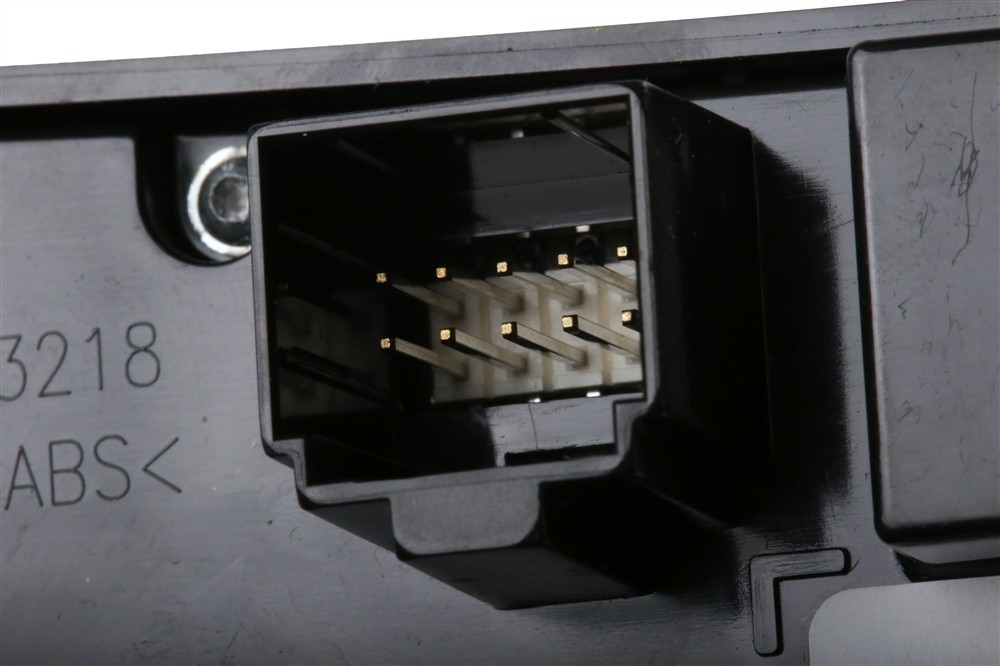 GM Genuine Parts Heating and Air Conditioning Control Panel