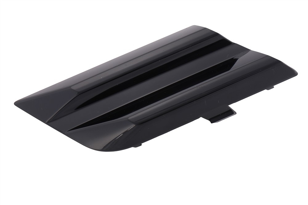 GM Genuine Parts Black Front Fog Lamp Opening Cover