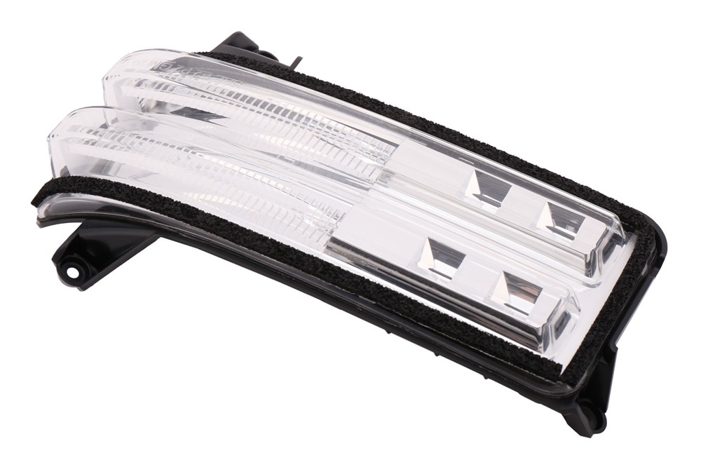 GM Genuine Parts LED Front Driver Side Clearance Lamp