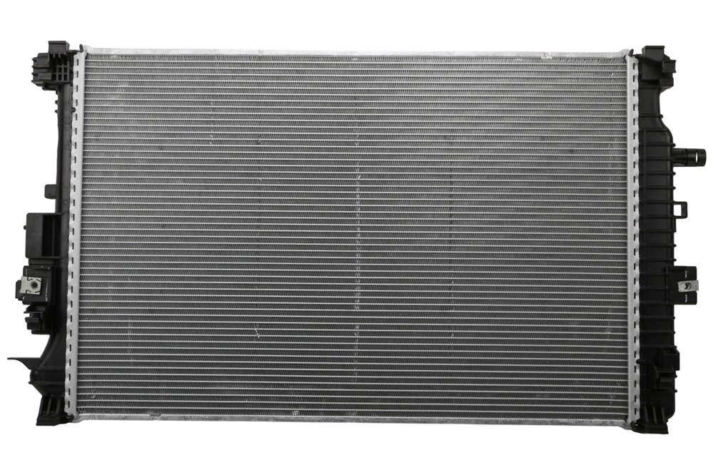 GM Genuine Parts Engine Radiator