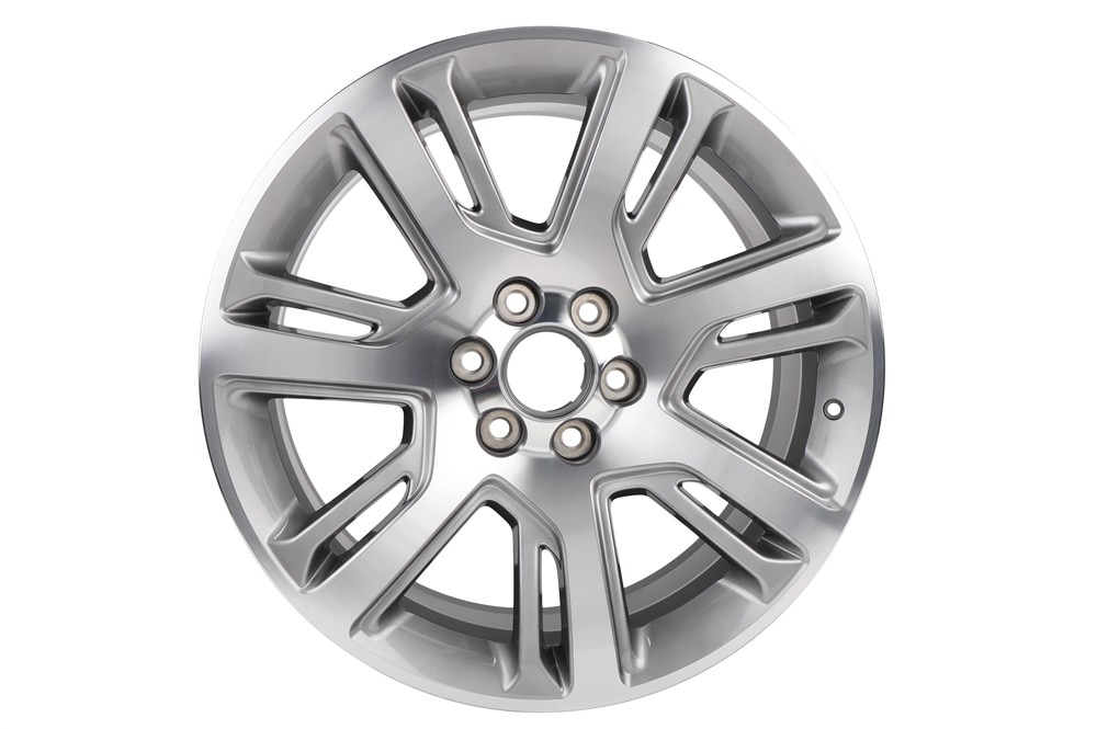 GM Genuine Parts 22x9.0in Aluminum Front and Rear Wheel