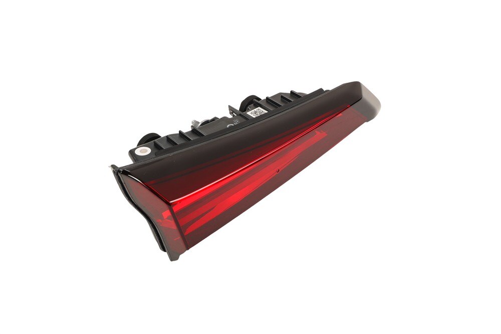 GM Genuine Parts LED Rear Driver Side Closure Auxiliary Signal Lamp