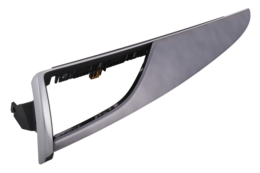 GM Genuine Parts Frontier Base Passenger Side Instrument Panel Trim Plate Applique