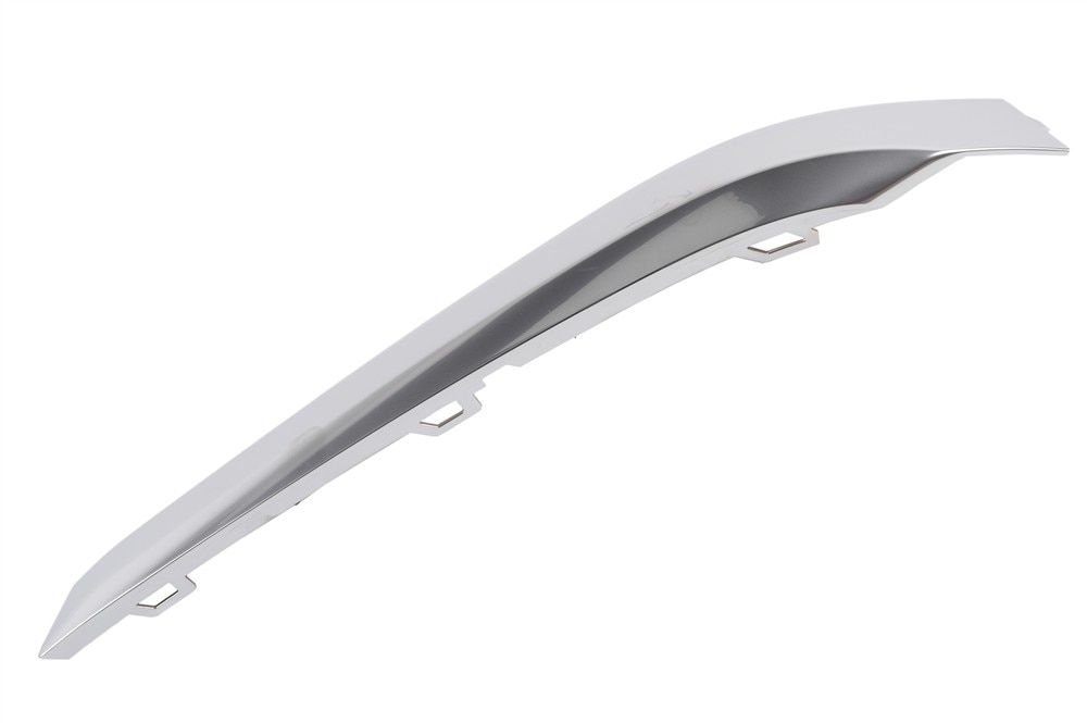 GM Genuine Parts Galvano Silver Front Passenger Side Fog Lamp Bezel