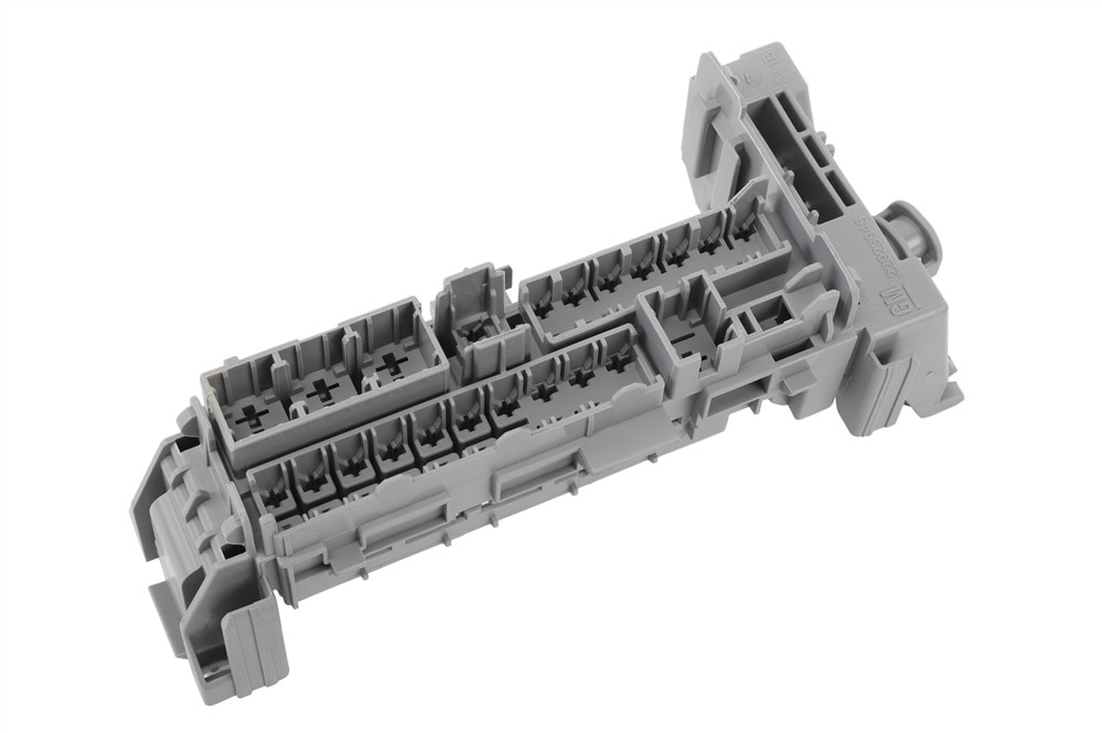 GM Genuine Parts Fuse Box (Programming Required)